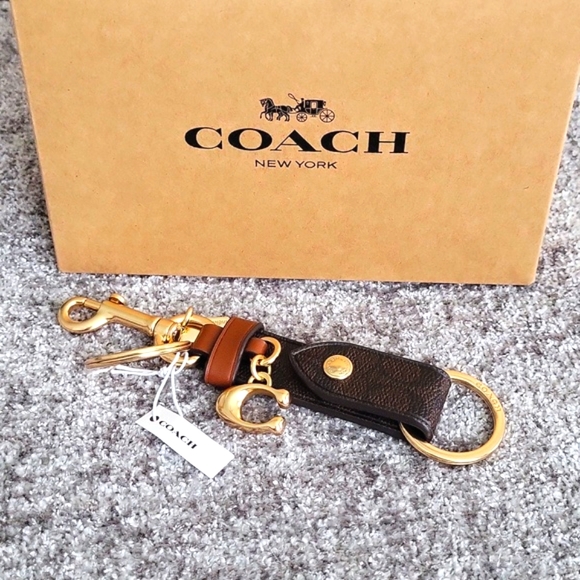 Coach Other - NWT-Coach Unisex Trigger Snap Bag Charm/Keychain